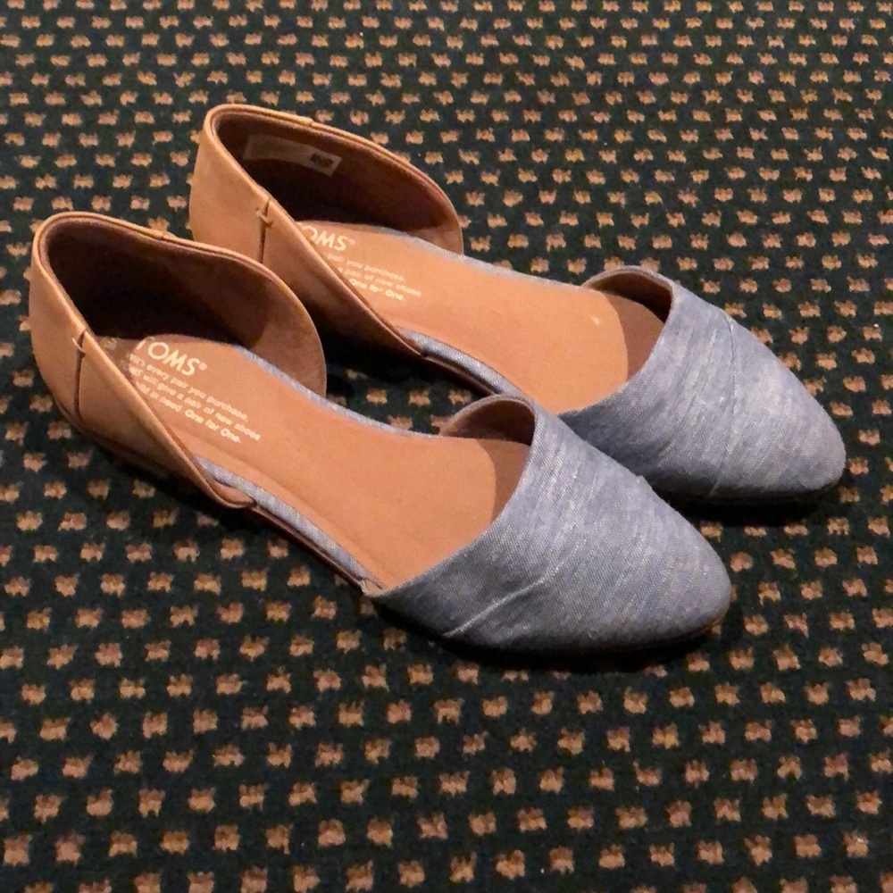 Dress shoes